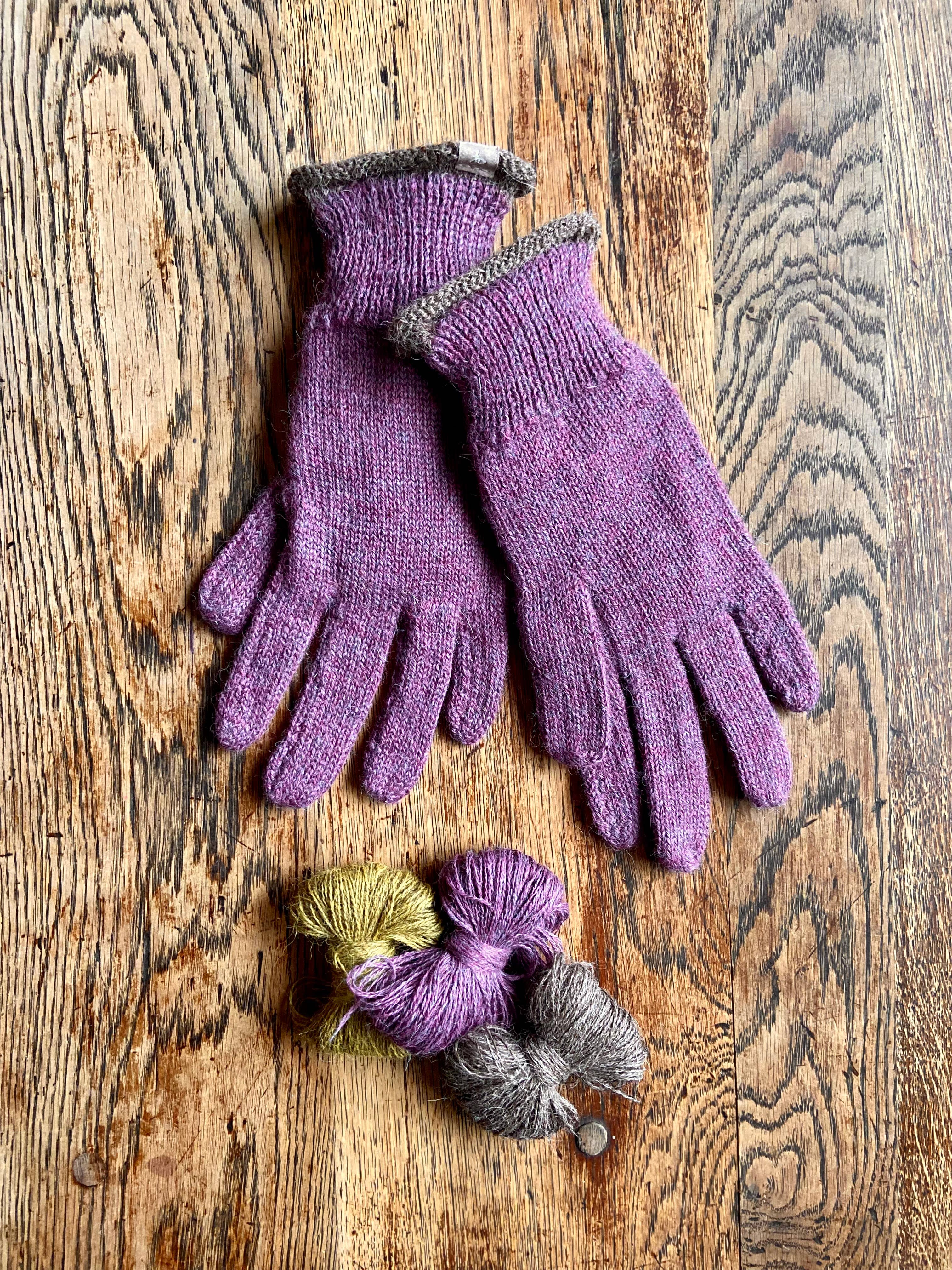 Samantha Holmes Alpaca Clothing and Gifts - Wholesale Gloves - Women's - Luxury Alpaca Gloves - new improved fit!7