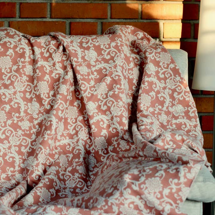 Manta Seda em Lã Jacquard Design barroco cor rosa retro por atacado de C.C.&Co.Srl