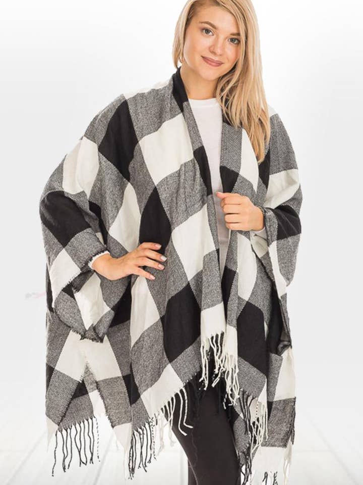 Poncho a scacchi - Nero/Bianco per la vendita all'ingrosso da parte di LeggingGirl.com