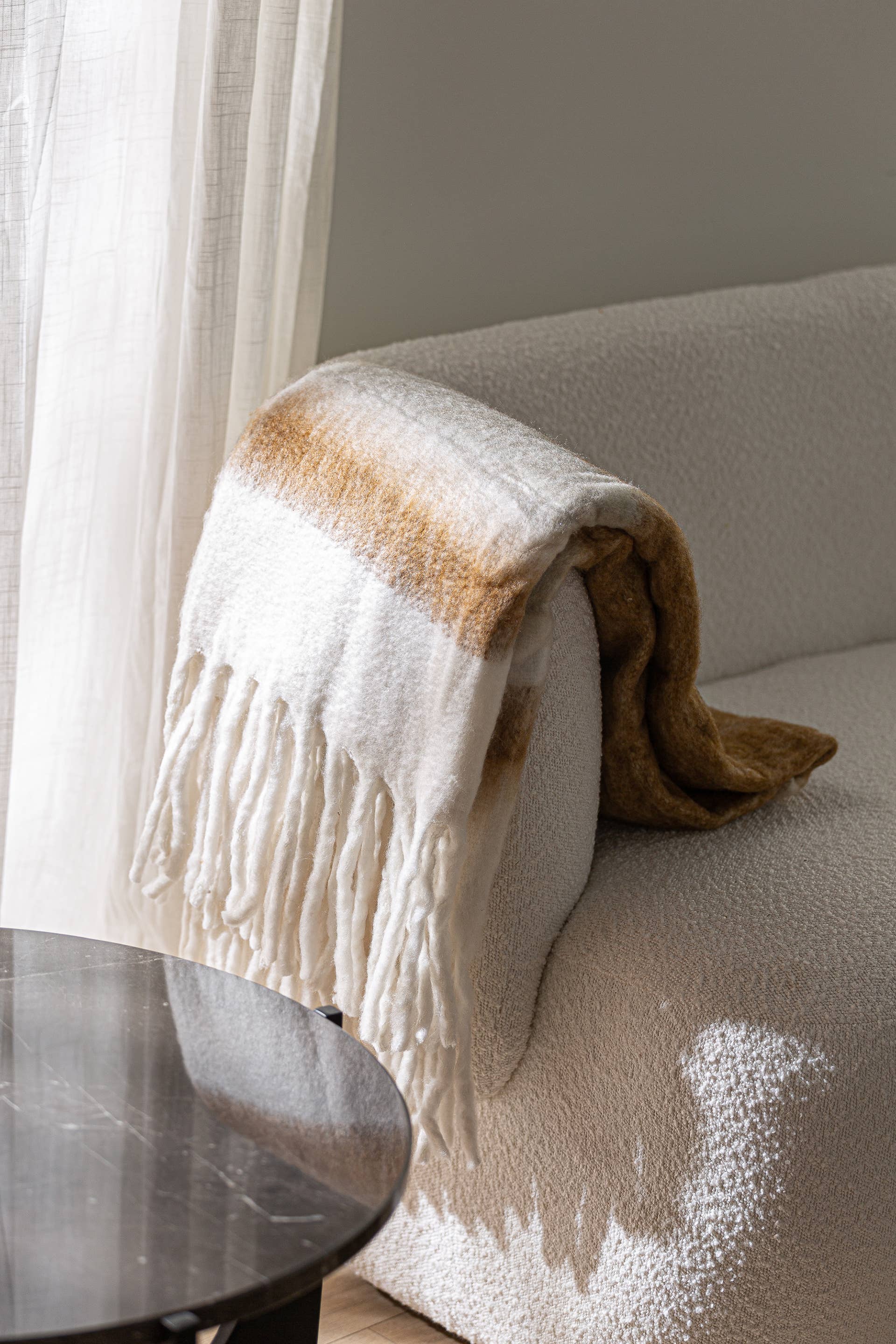 Kodu - Venta al por mayor Mantas de sofá - Plaid Dione, De Poliéster, Tonos En Marrón, De 125X160X1Cm1