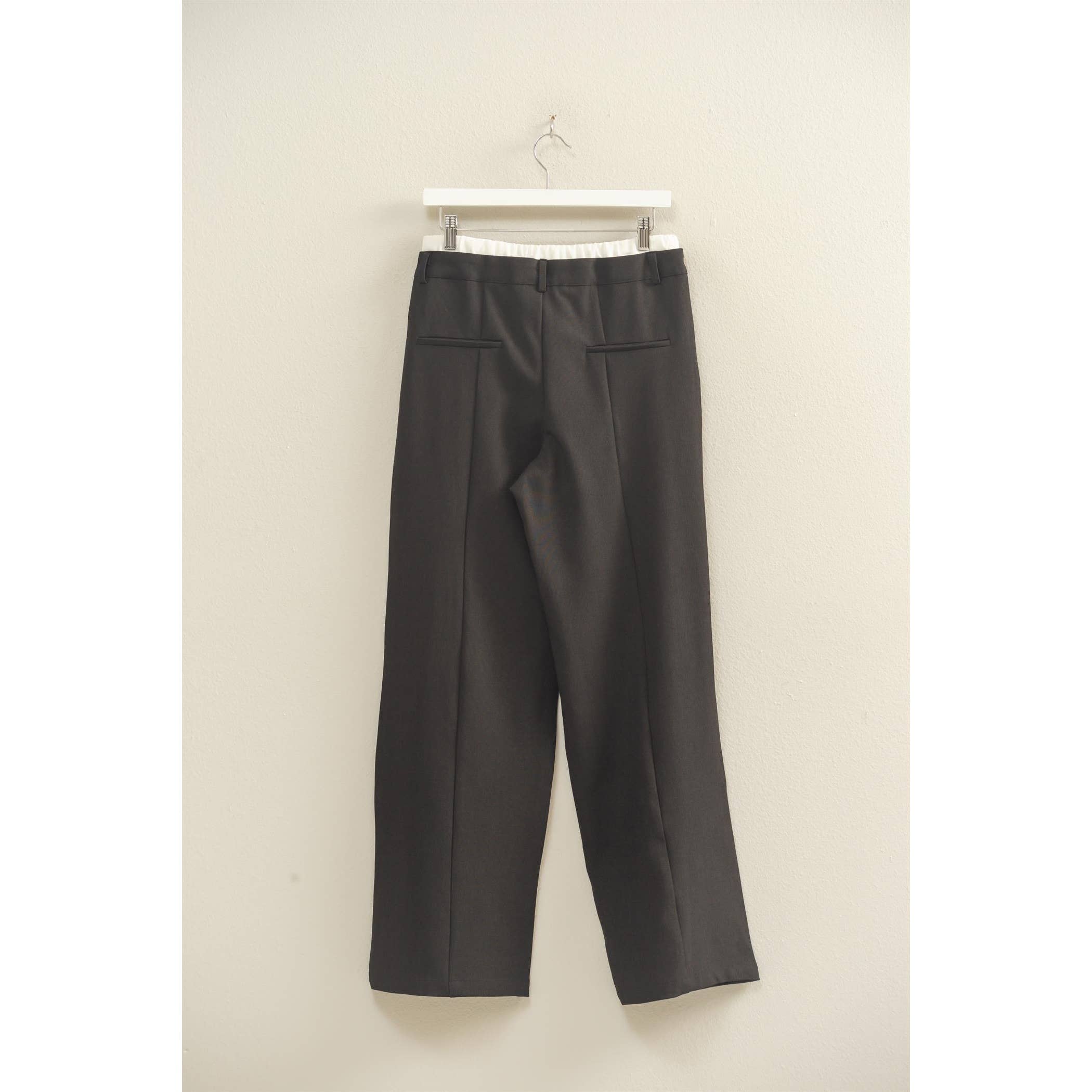 HYFVE – wholesale Byxor - Dam – Högmidjade byxor med veckdetaljer10