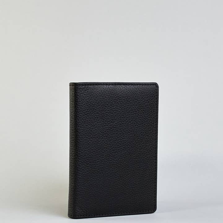 Herzilein-Wien GmbH - Wholesale Passport Case - Women's - Passhülle Leder 55