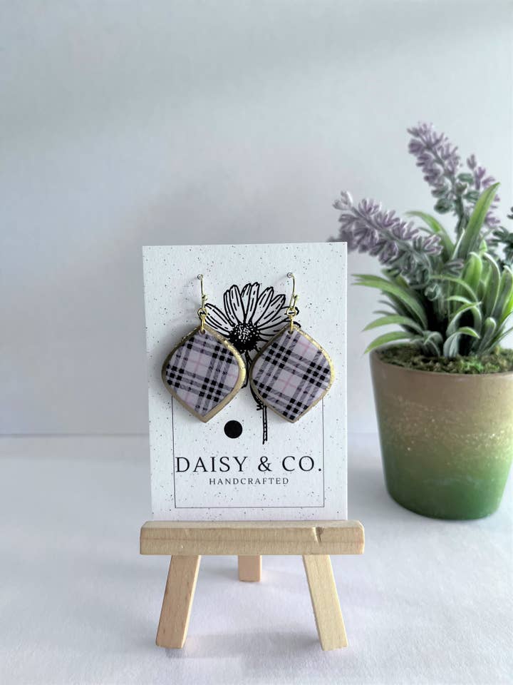 Pink Plaid Diamond Dangle for wholesale by Daisy & Company