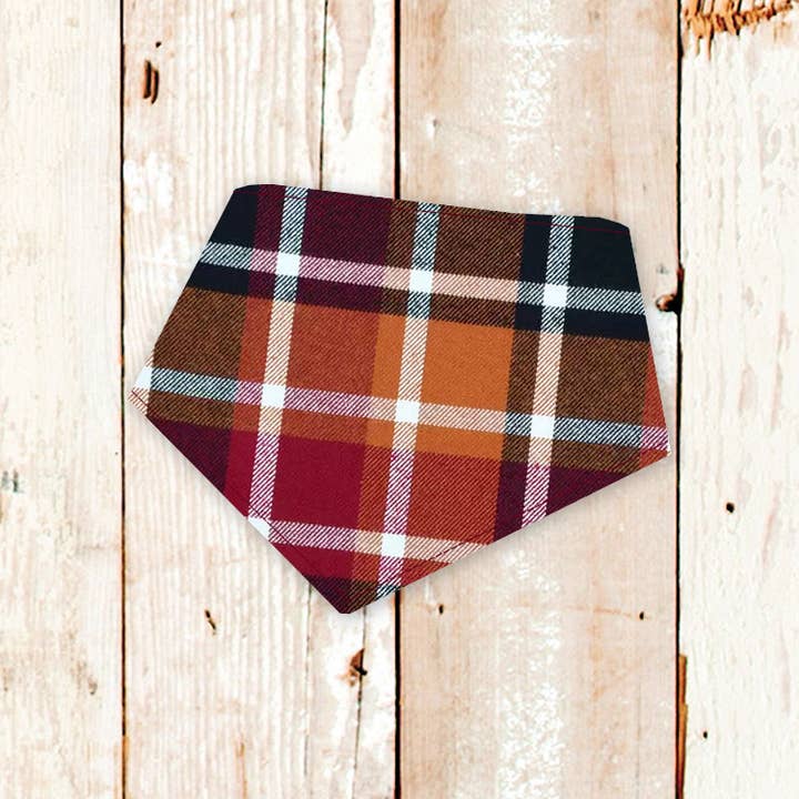 Bandana pour chien en flanelle à carreaux Harvest (automne, automne) pour la vente par BibbyBubby