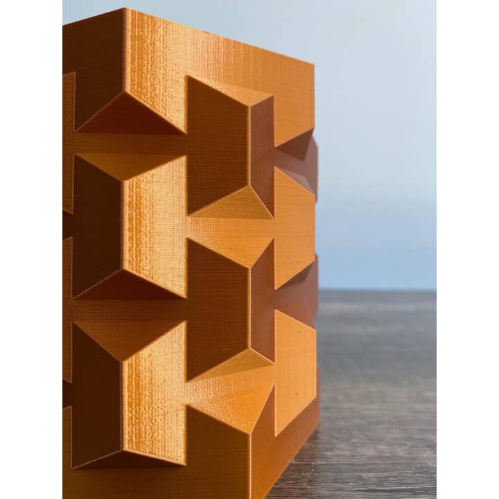 3DCustomPrintsUS - Wholesale Planter box - Shiny Geometric 3D-Printed Planter3