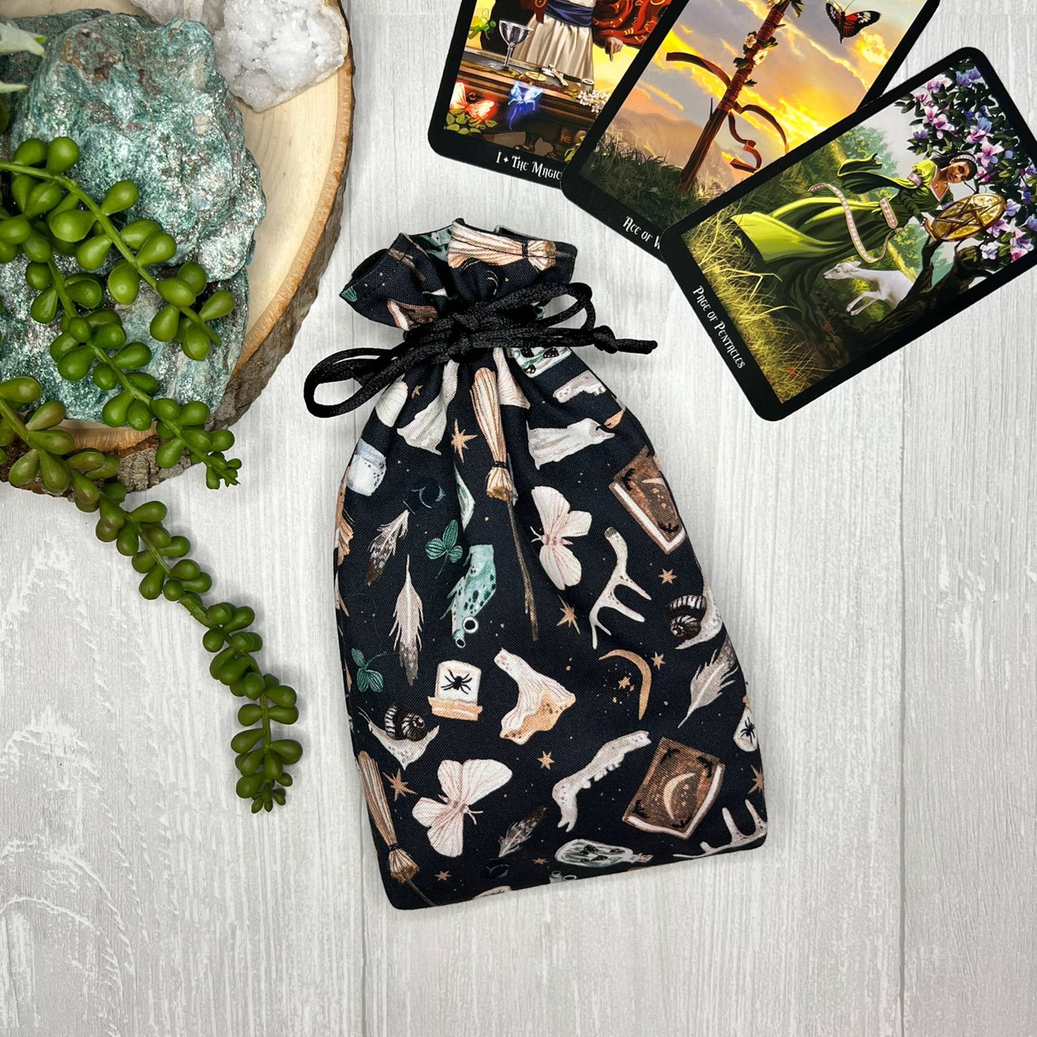 Threads of Tarot - Wholesale Pouch - Women's - Witchy Tools Tarot Card Bag7