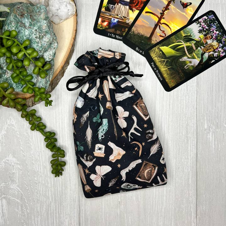 Threads of Tarot - Wholesale Pouch - Women's - Witchy Tools Tarot Card Bag7