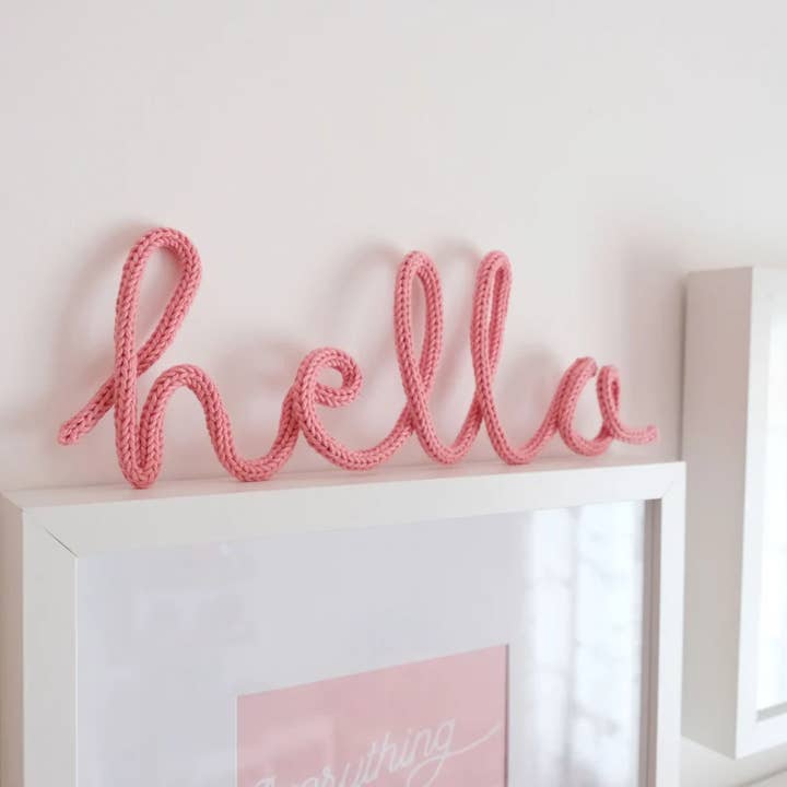 A Clementina - Vente Décoration murale – enfant et bébé - Décoration murale en fil métallique « hello » tricoté pour chambre de bébé4