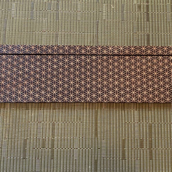 Zen and Meow - Wholesale Tarot Cards - Flower of Life Tarot Card Holder
