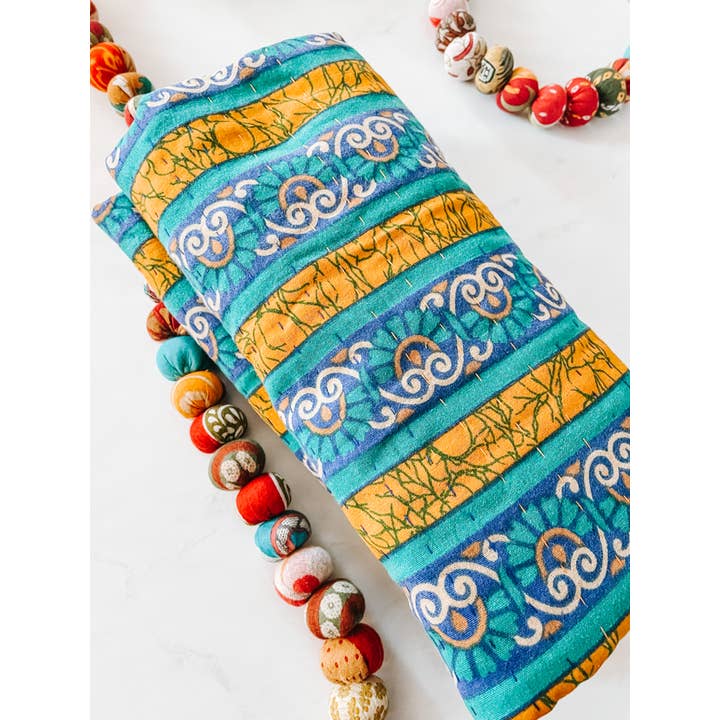 Asha Project - Wholesale Throw blanket - Kantha Mini Throw Blanket5