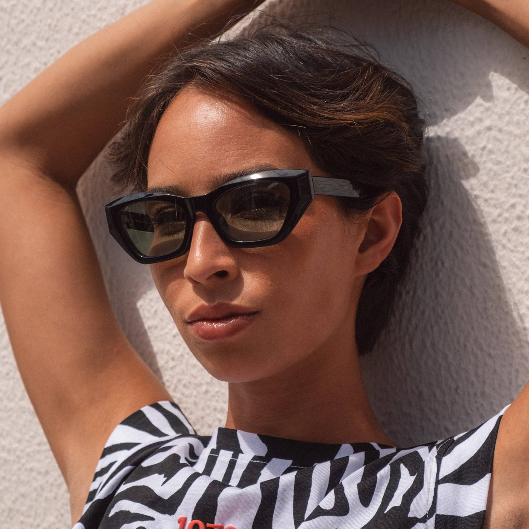 FORA - Wholesale Sunglasses - Unisex - Women's Cat-Eye Sunglasses | Keeper | Acetate24