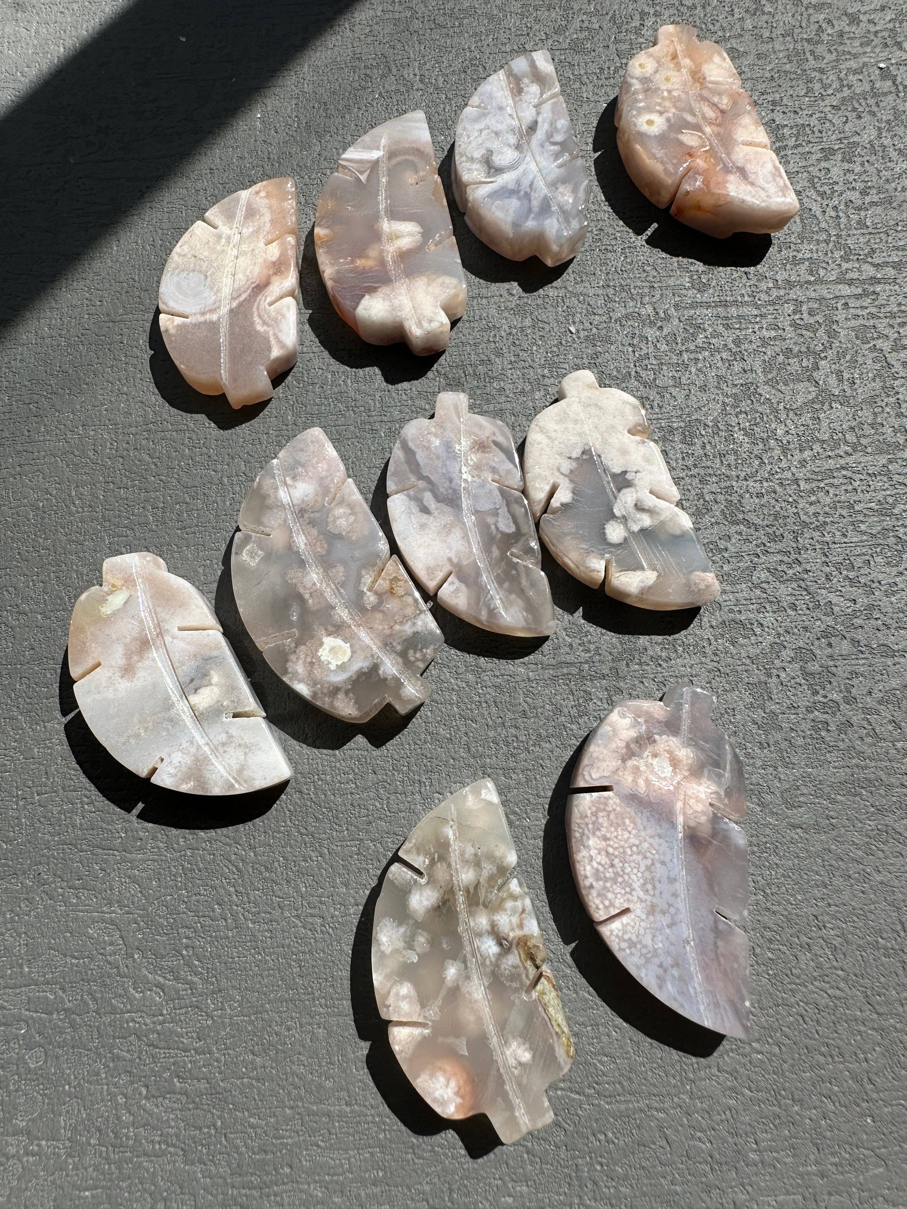 Moon Rituals - Wholesale Spiritual Stone/Crystal - Flower Agate Tree 4-5cm | Natural Crystal for Growth, Healing & Christmas Crystal Gift1