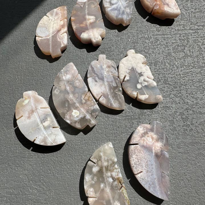 Moon Rituals - Wholesale Spiritual Stone/Crystal - Flower Agate Tree 4-5cm | Natural Crystal for Growth, Healing & Christmas Crystal Gift1