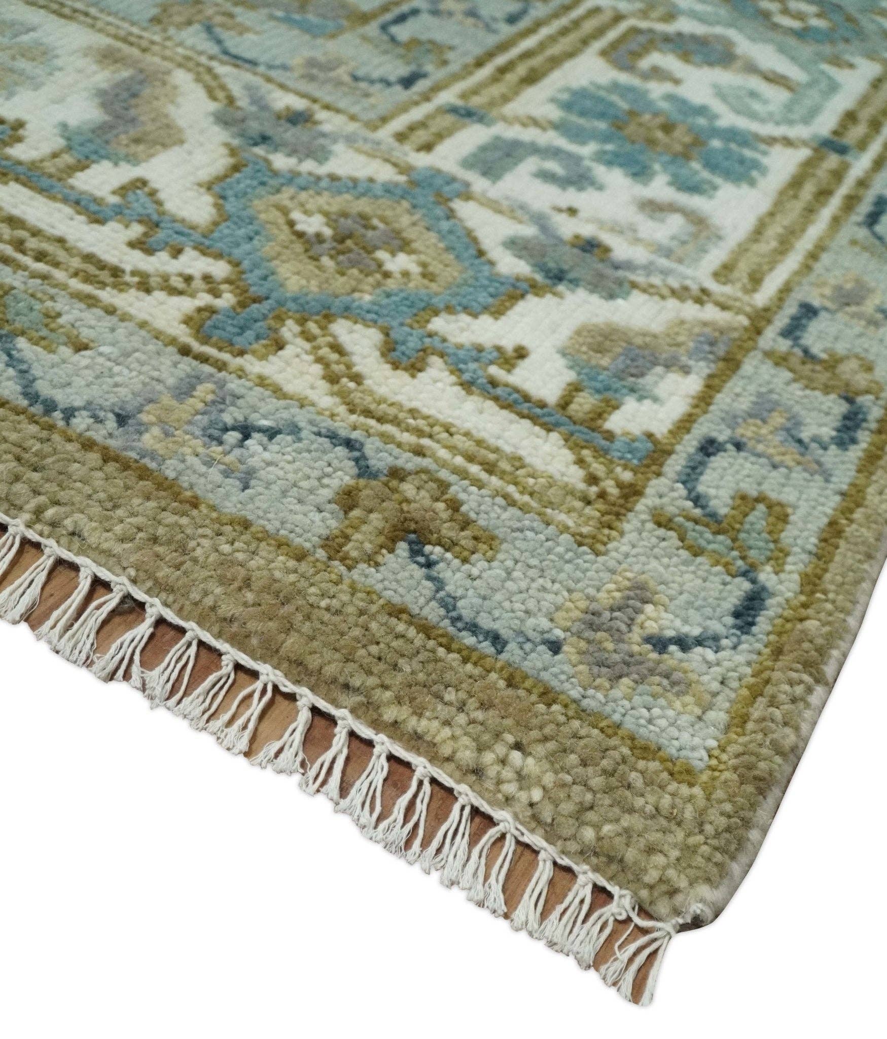 The Rug Decor, Inc. - Vente Tapis - Tapis en laine traditionnel sur mesure de couleur camel, bleu et ivoire4