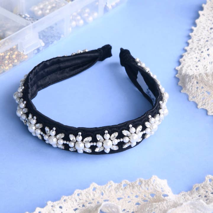 Bandeau à fleurs en cristal pour la vente par Elaa