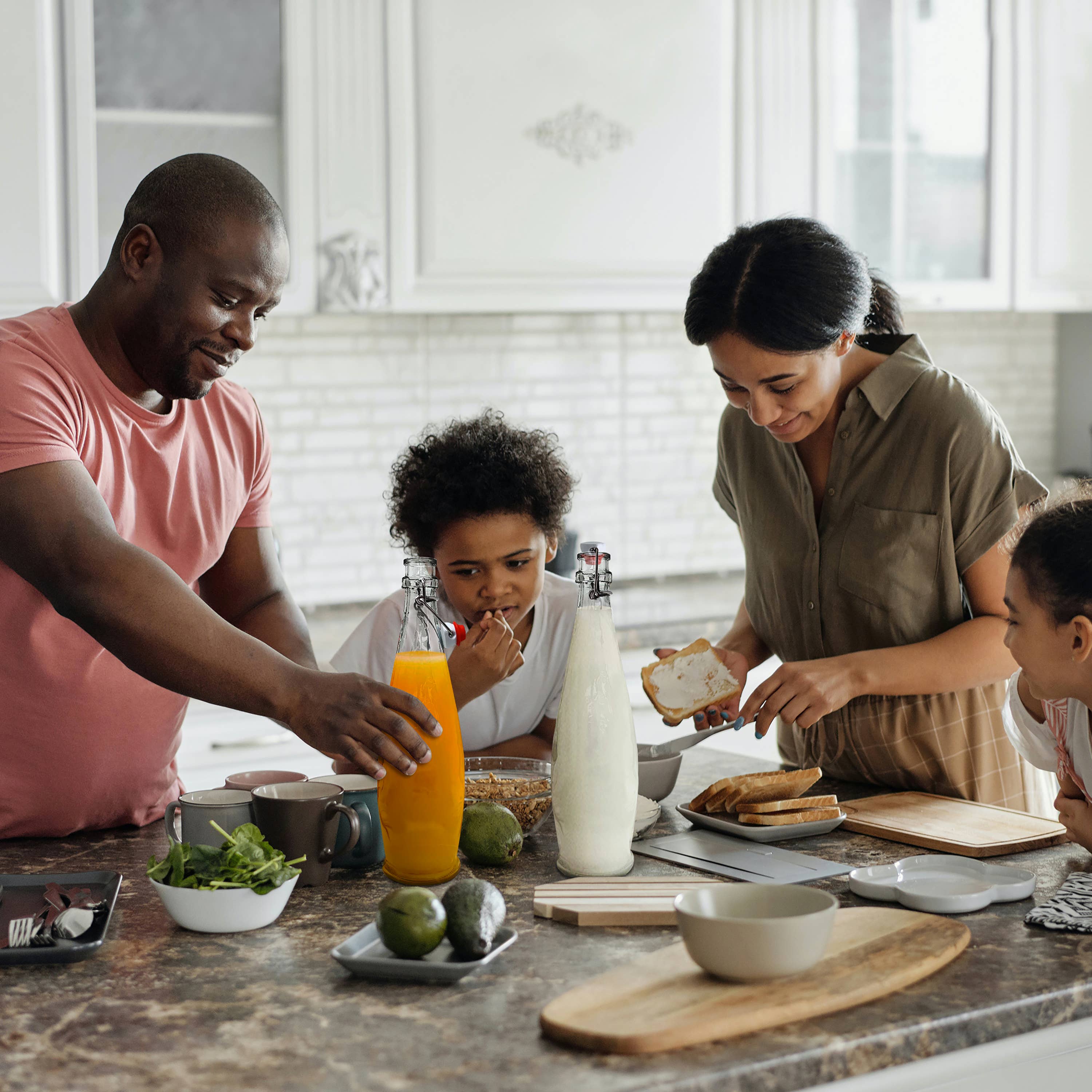 Nevlers - Wholesale Milk/Juice Bottle - Glass Swing Top Bottles - 33 oz. Teardrop Design (Set of 6)7