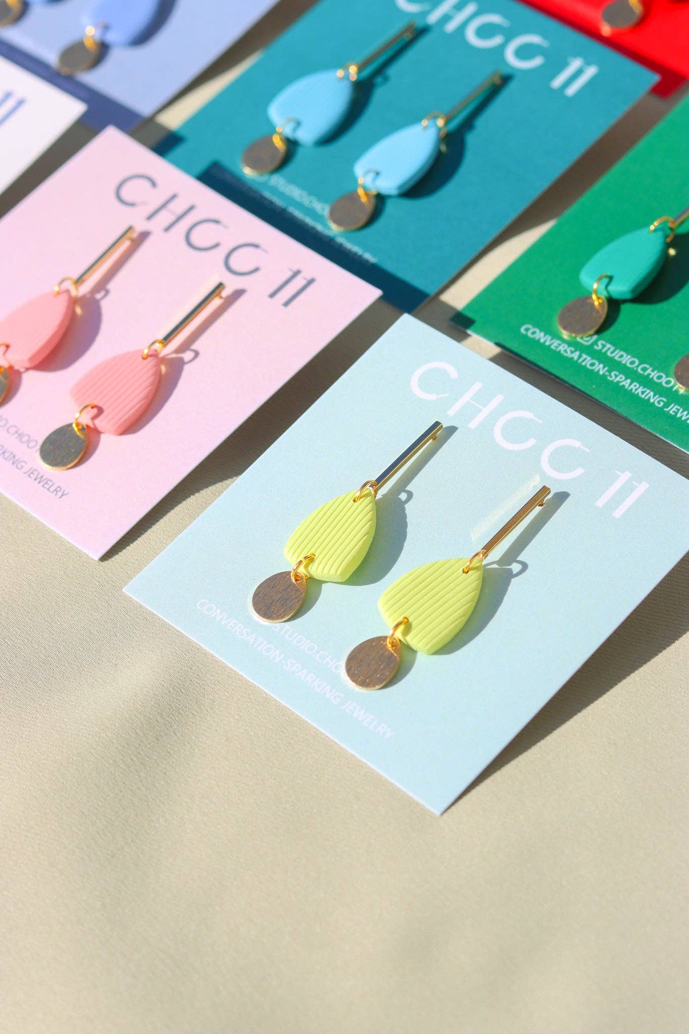 Studio Choo11 – Engroshandel Hængeøreringe og creoløreringe – BONNIE ØRERING7