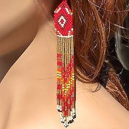 BEADS CORNER - Vente Boucles d'oreilles pendantes - boucles d'oreilles chandelier longues blanches rouges faites à la main2