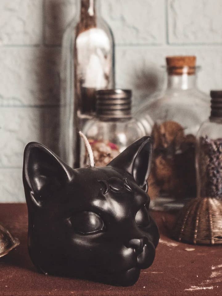 THIRD EYED CAT CANDLE | PILLAR for wholesale by A Pleasant Thought