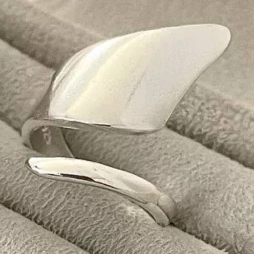 SCULPTED SILVER WRAP RING (ADJUSTABLE) for wholesale by Ashlen