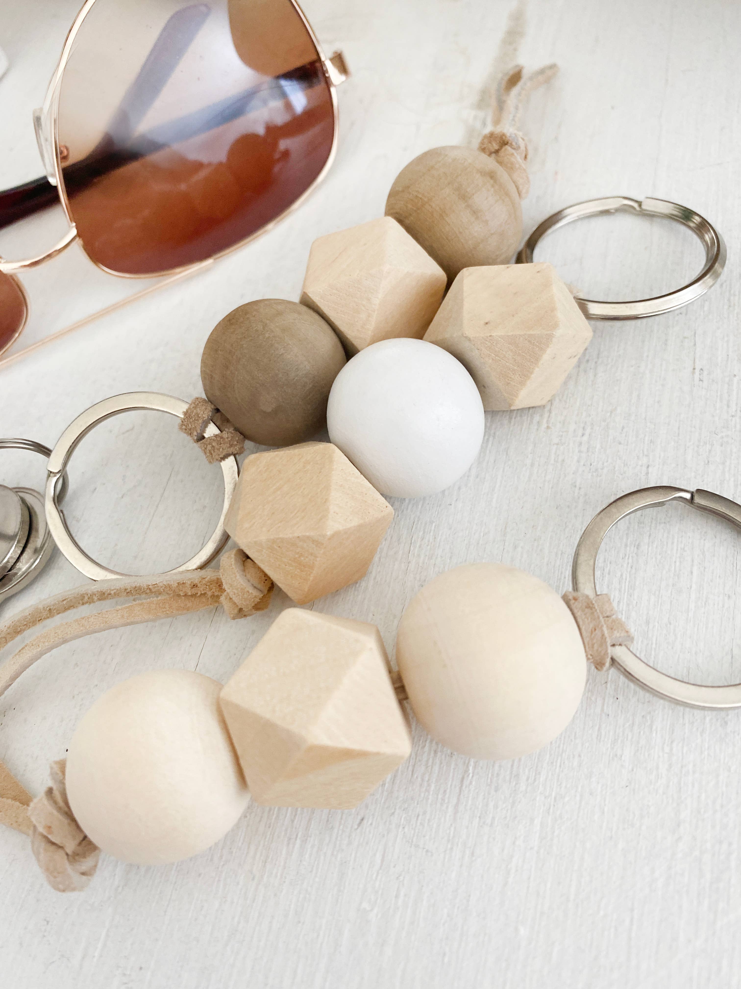 Simply Styled Art - Vente Porte-clés – femme - Porte-clés géométrique de perles de bois bohème2