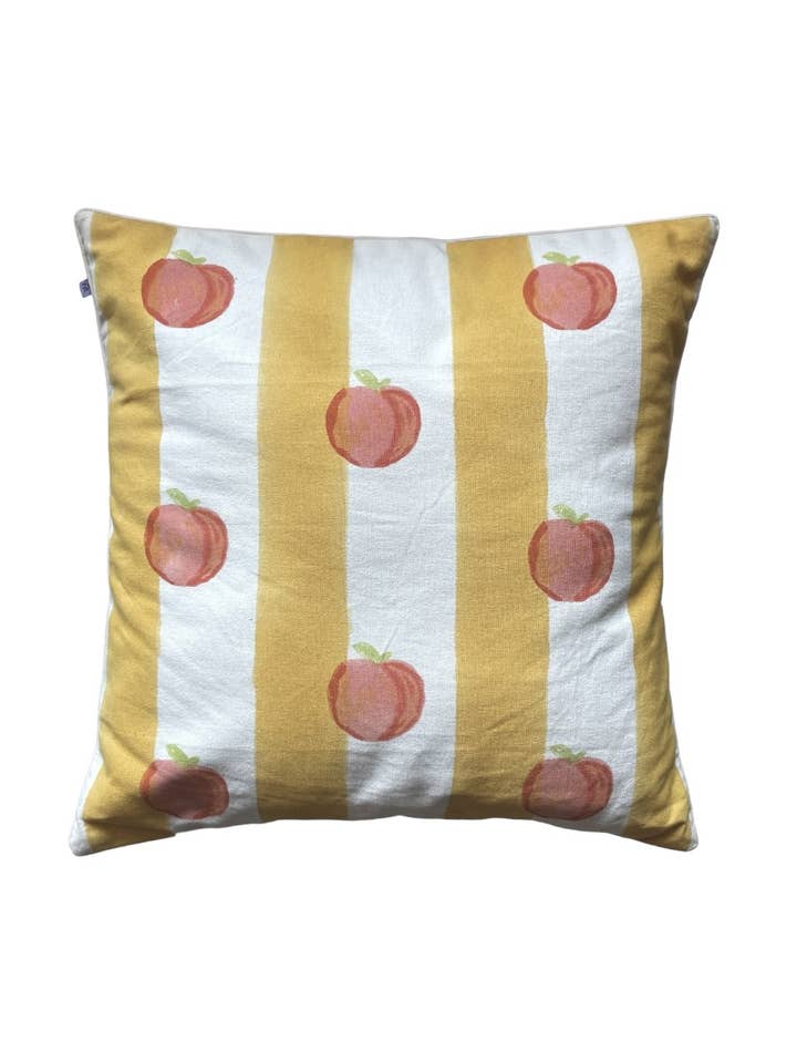 Fodera per cuscino Positano Peach per la vendita all'ingrosso da parte di The Fairnest