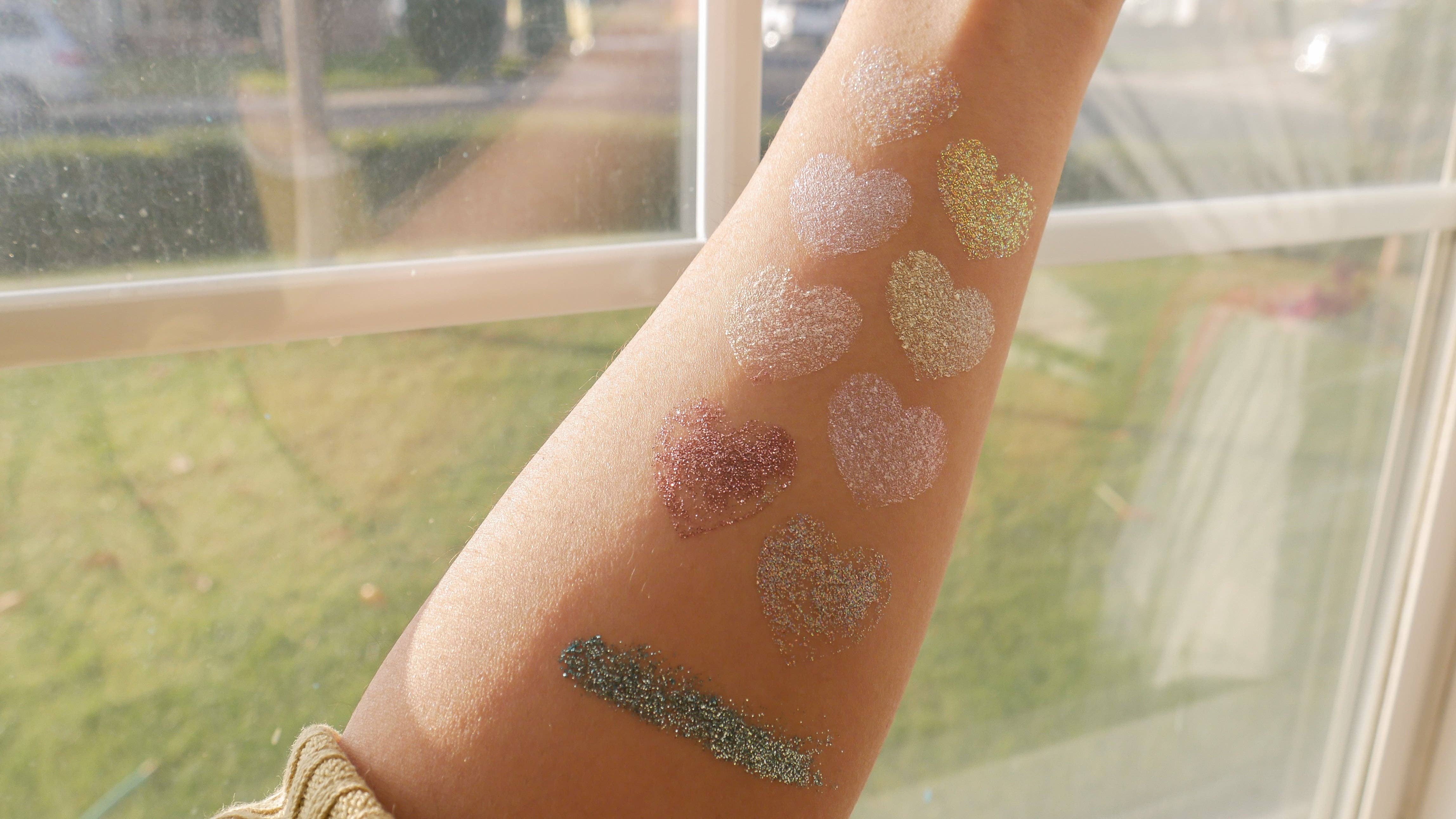 Euphoric Sun Inc - Vente Palettes de fards à paupières - Palette d'ombres à paupières pailletées duochromes Winter Fairy6