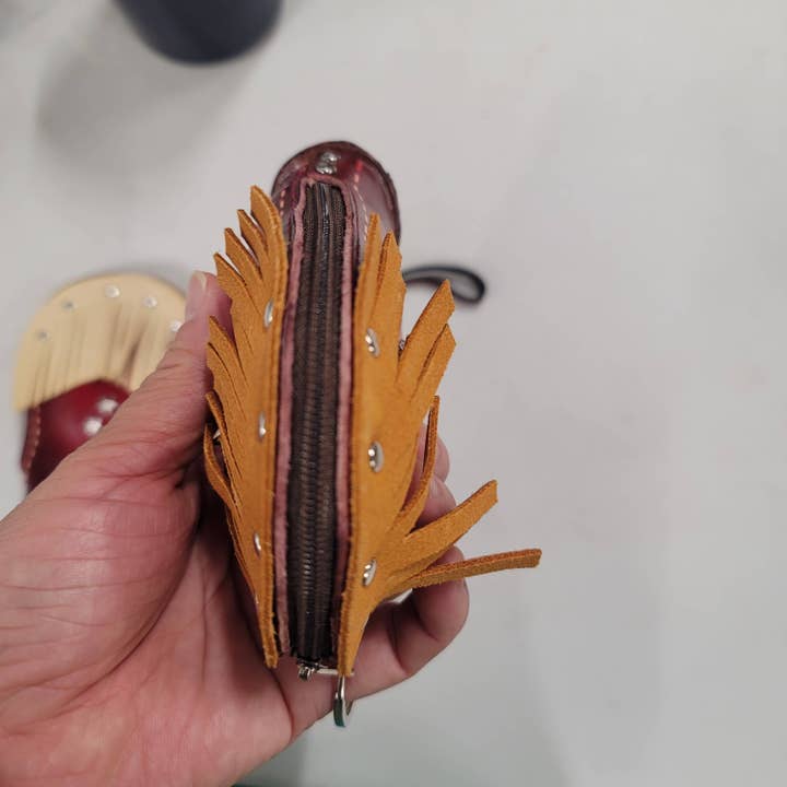 Sunflower Handmade leather inc - Vente Porte-monnaie – femme - Porte-monnaie en forme de botte western en cuir avec dragonne4