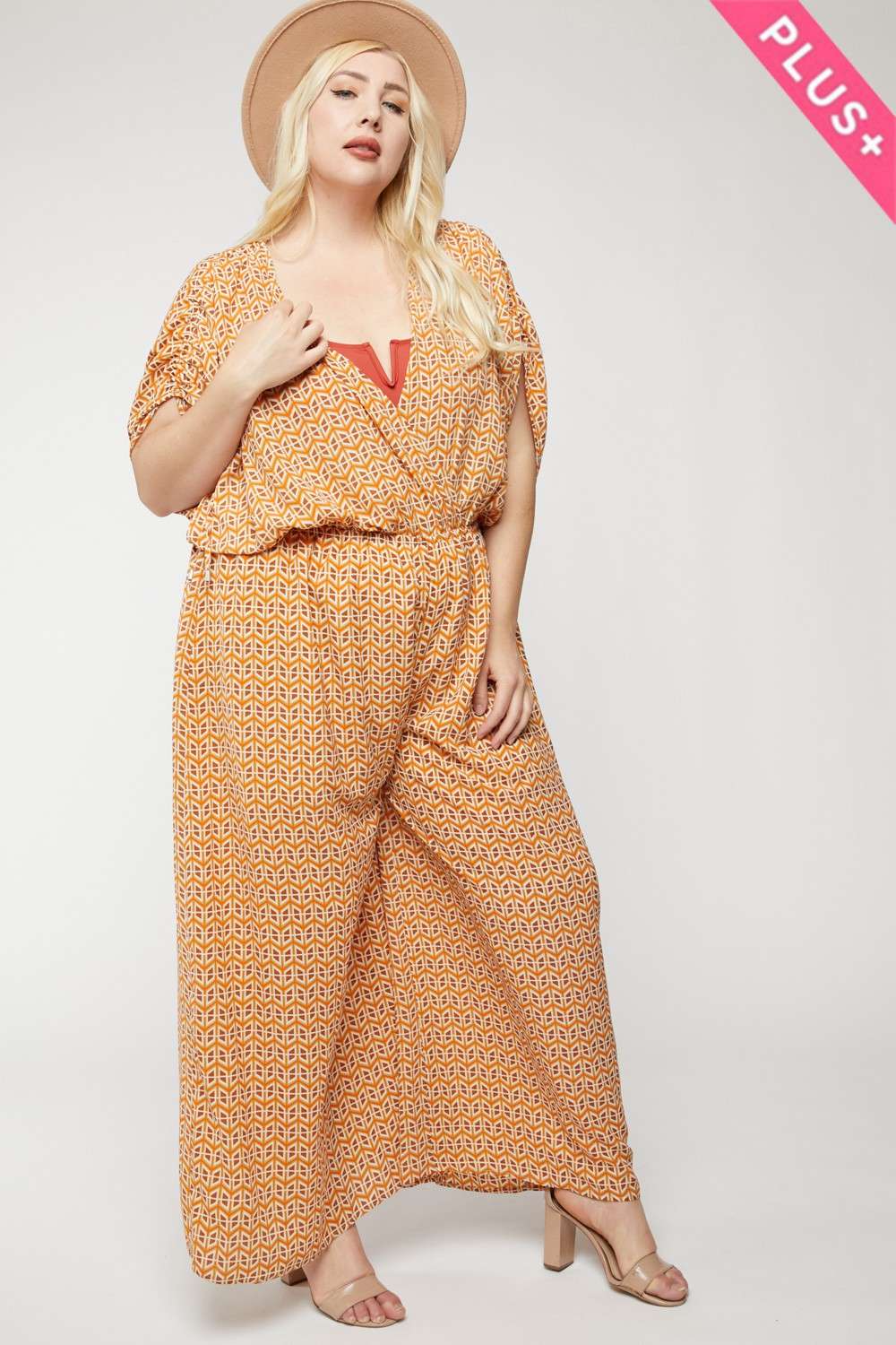 Davi & Dani - Vente Combinaison – femme - COMBINAISON SANS MANCHES IMPRIMÉE À COL EN V11