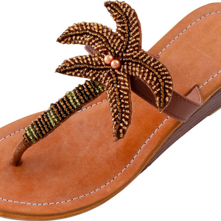 Sandali Artigianali con Perline a Forma di Palma – Resort Boutique All'ingrosso per la vendita all'ingrosso da parte di Muumuu Rainbow / DBA Princess Kaiulani Fashions
