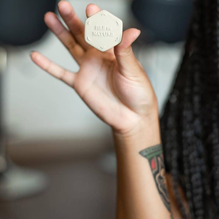 Isle de Nature - Wholesale Fragrance Booster - The Scent Coin