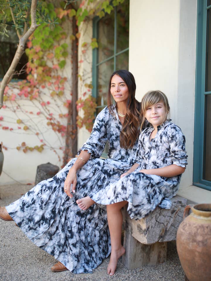 KIDS Sienna Kjole - TIE DYE for engroshandel hos Roma Label