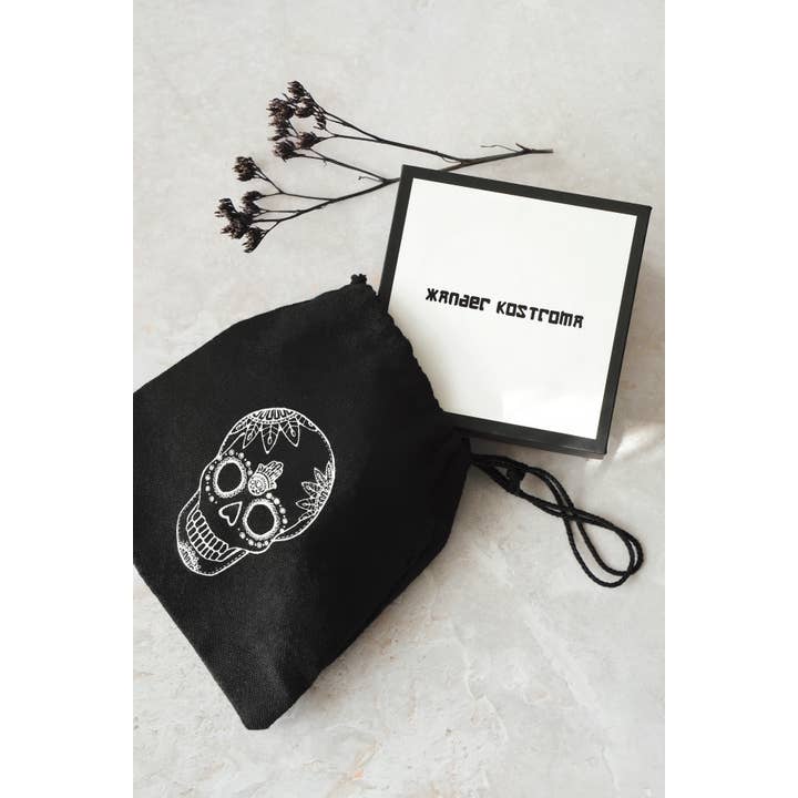 Xander Kostroma - Vente Colliers à pendentif - Collier à pendentif en forme de mini-agate rose brute de couleur dorée4