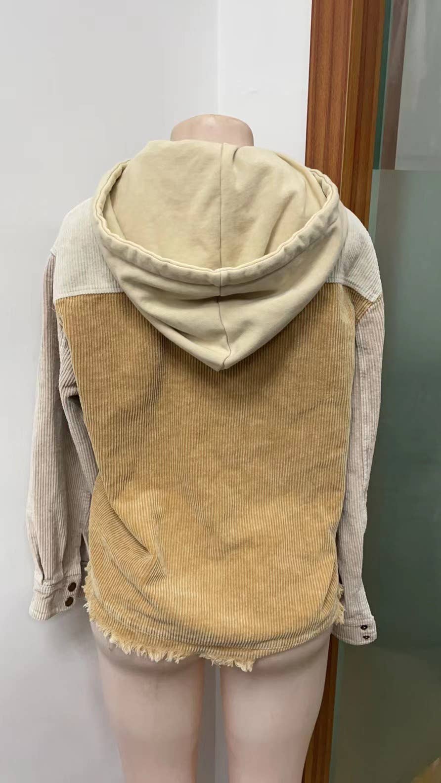 UNISHE - Vente Veste – femme - Veste à capuche à double poche contrastée de couleur patchwork TOPW14532