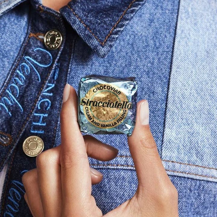 Venchi - Wholesale Chocolate - Chocoviar Stracciatella - Italian Gourmet Chocolate4