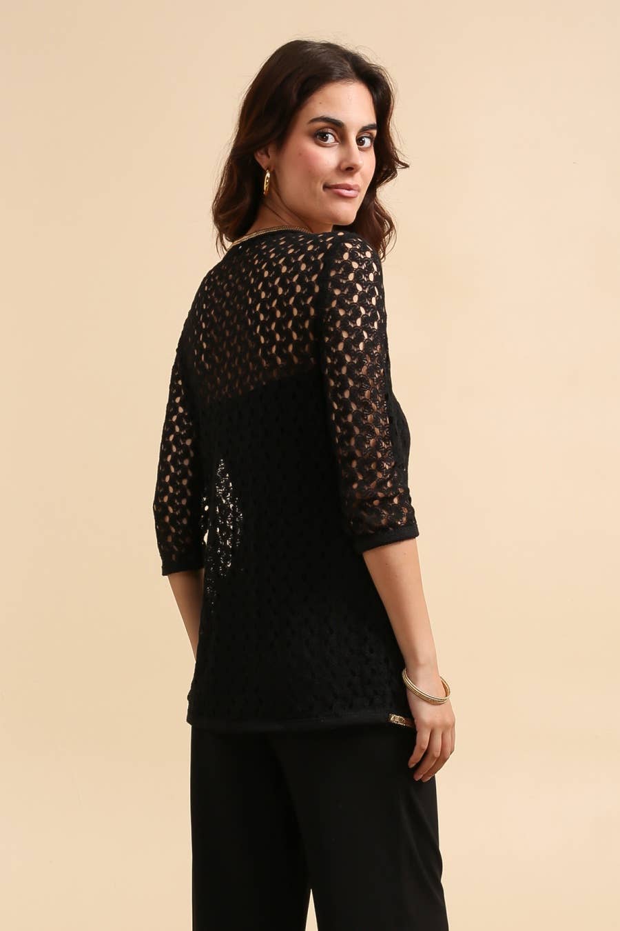 CHOKLATE PARIS – wholesale Pullovertröja - Dam – Väst med gyllene dekorativt virkat mönster - 80443-17