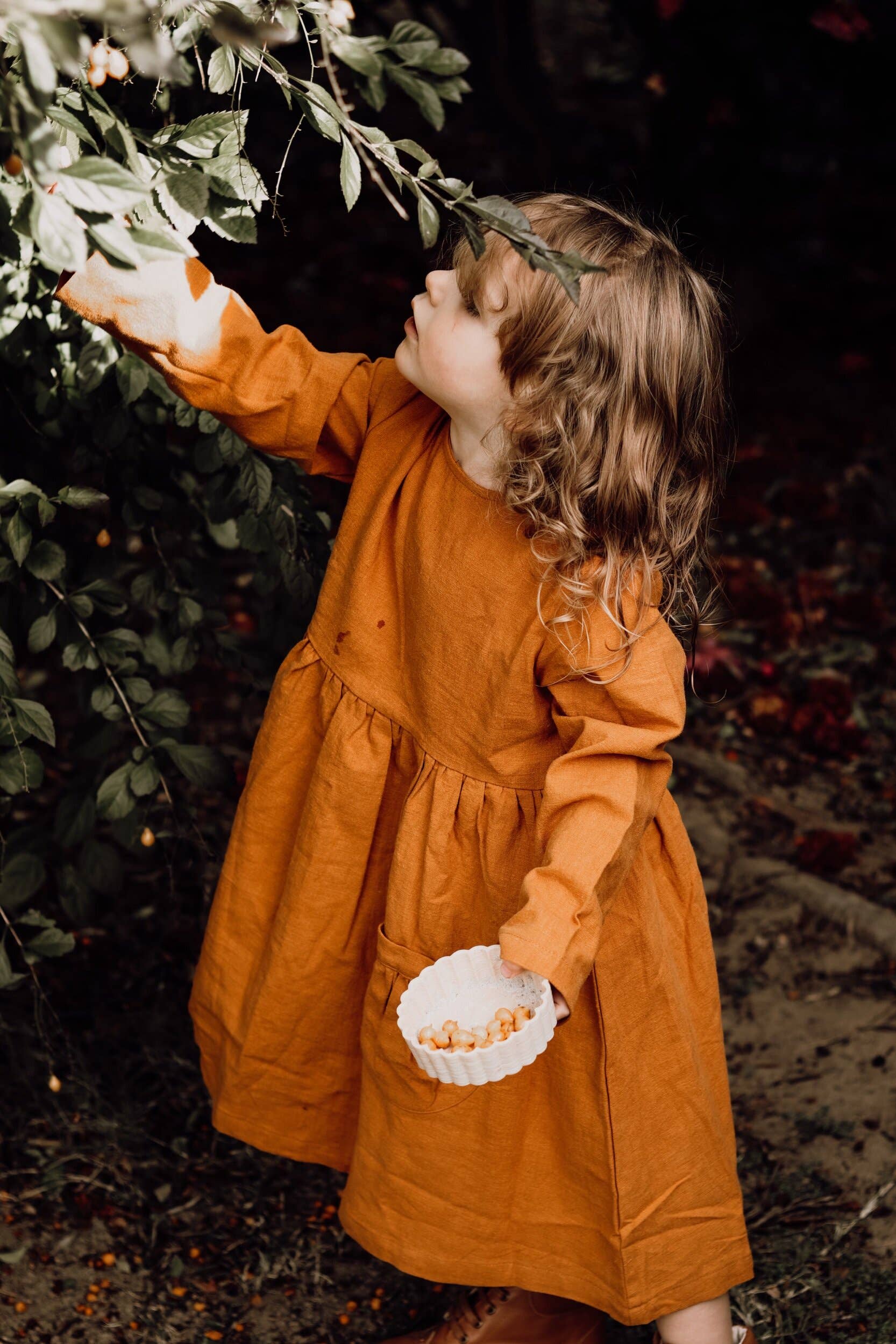 Kinfolk Pantry - Wholesale Toy set – Kids - Pie Mould - Eco Sensory Tool4