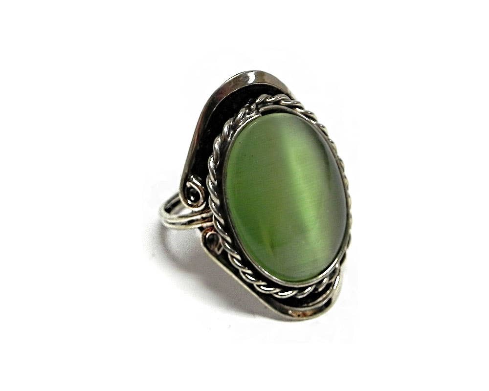 Pichincha - Wholesale Cocktail/Statement Ring - Cat's Eye Glass Bead Adjustable Metal Ring3