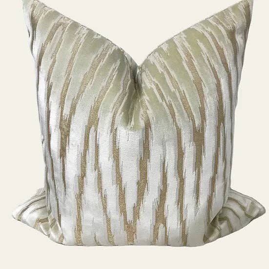 TOUR EIFFEL and other Purchase Wholesale eiffel vases. Free Returns & Net 60 Terms on Faire trending on Faire.