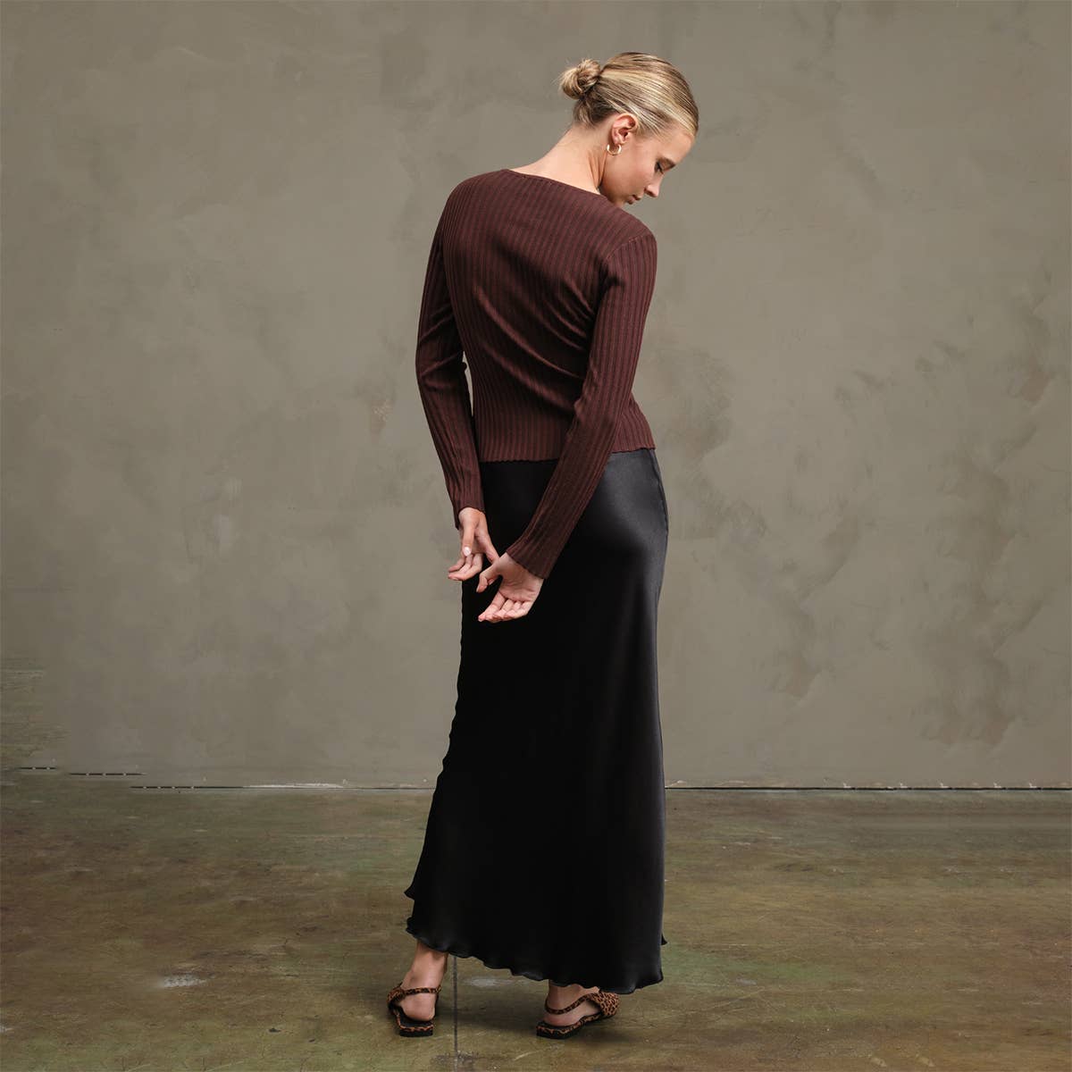 RAISONNEL - Wholesale Skirt - Women's - Satin Slip Skirt - RS104932