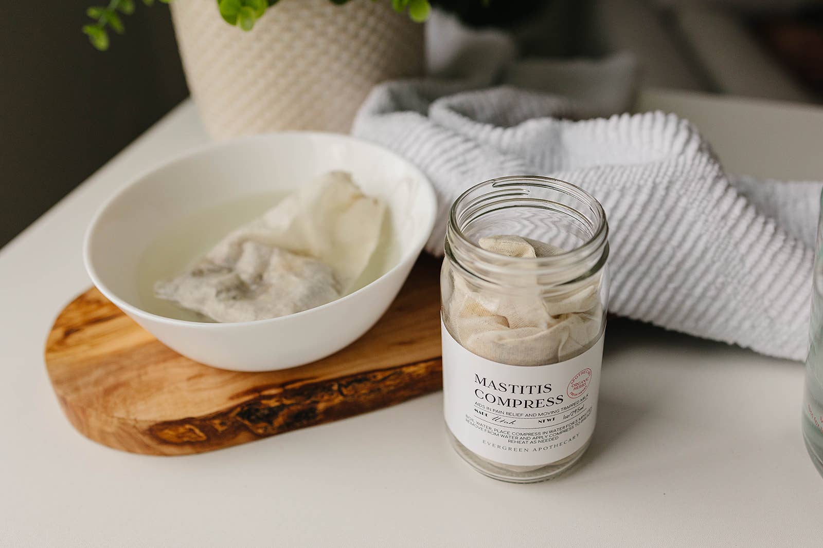 Evergreen Apothecary - Wholesale Healing Salve/Balm/Cream - Mastitis Relief Compress - Herbal Remedy6