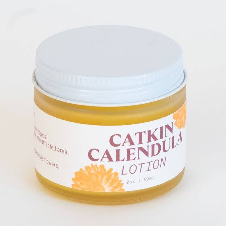 Lotion au calendula pour chats pour la vente par loam.earth