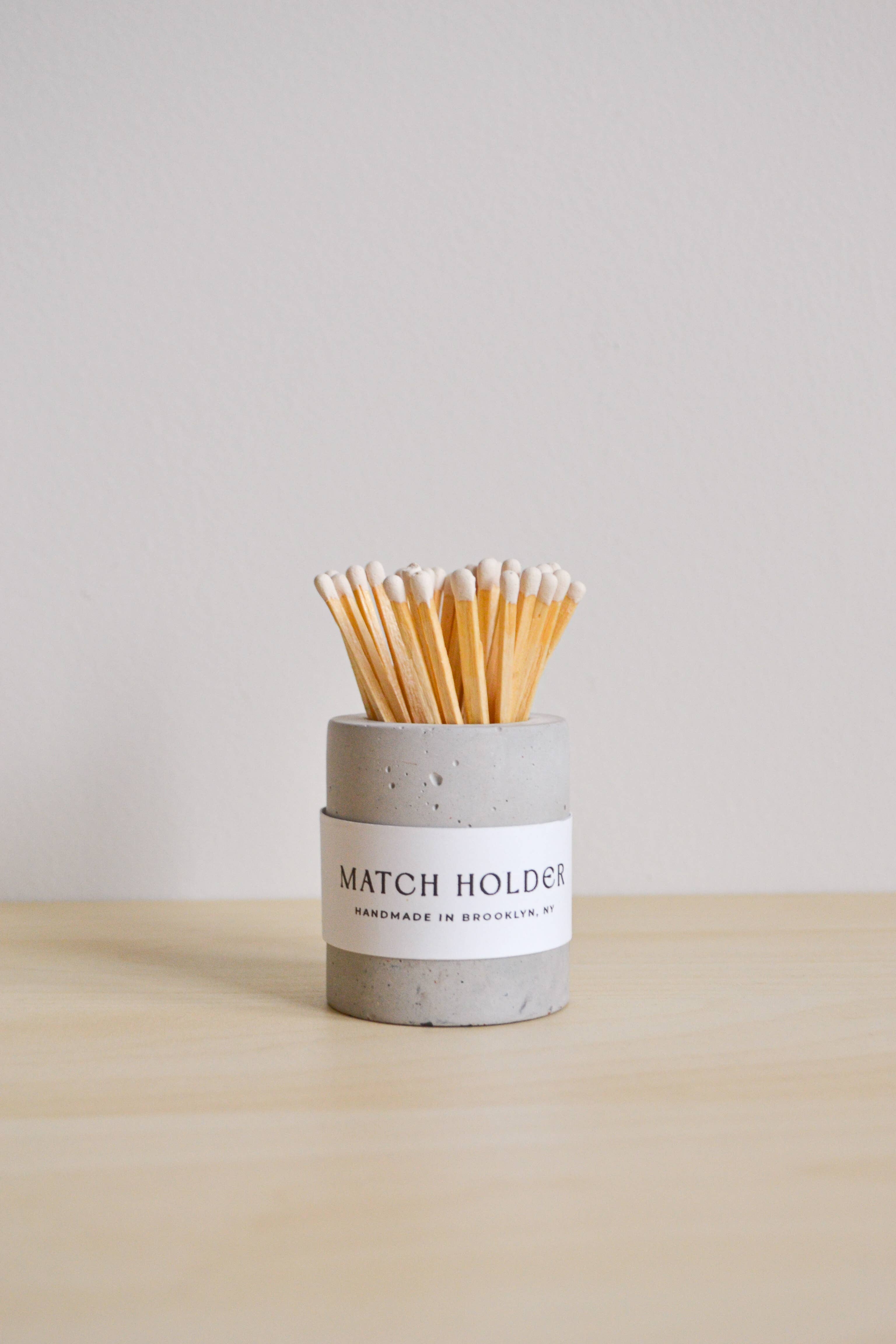 LindaMakess - Wholesale Match Holder - Round Matchstick Holder with Striker Sticker