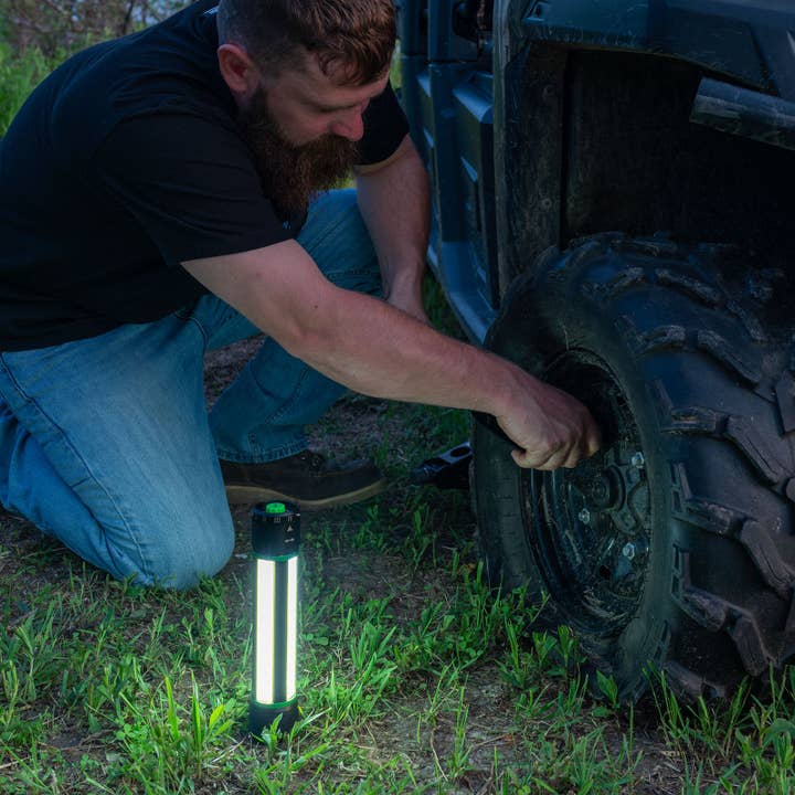 LitezAll - Wholesale Lantern - Kodiak® Rechargeable Kuadrant® 2000 Lumen COB LED Lantern