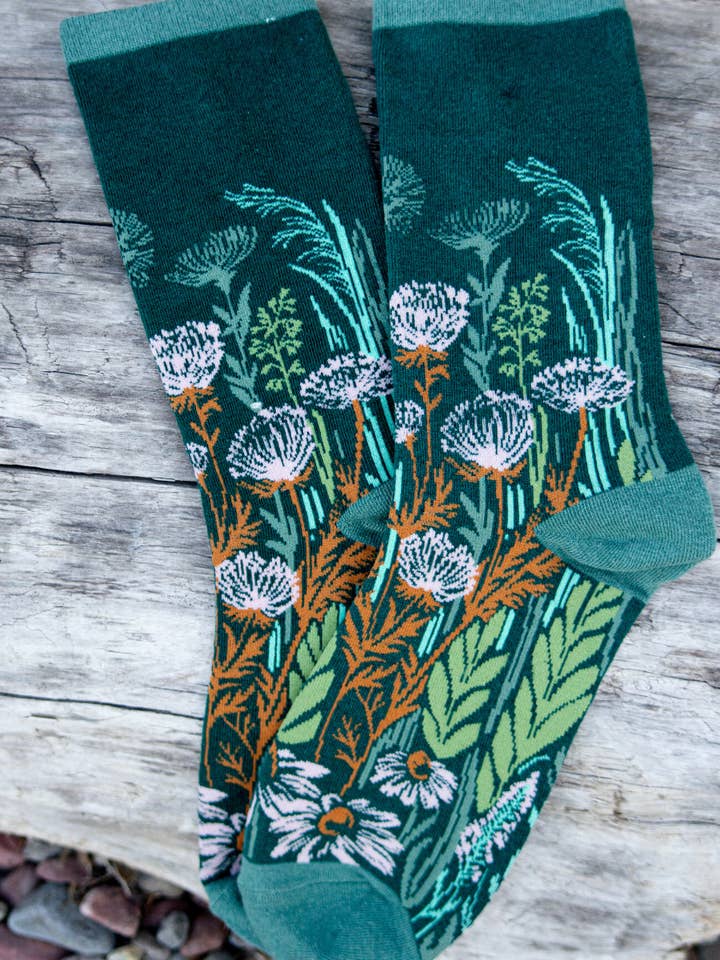 The Montana Scene - Wholesale Socks - Women's - Wild Field Socks1
