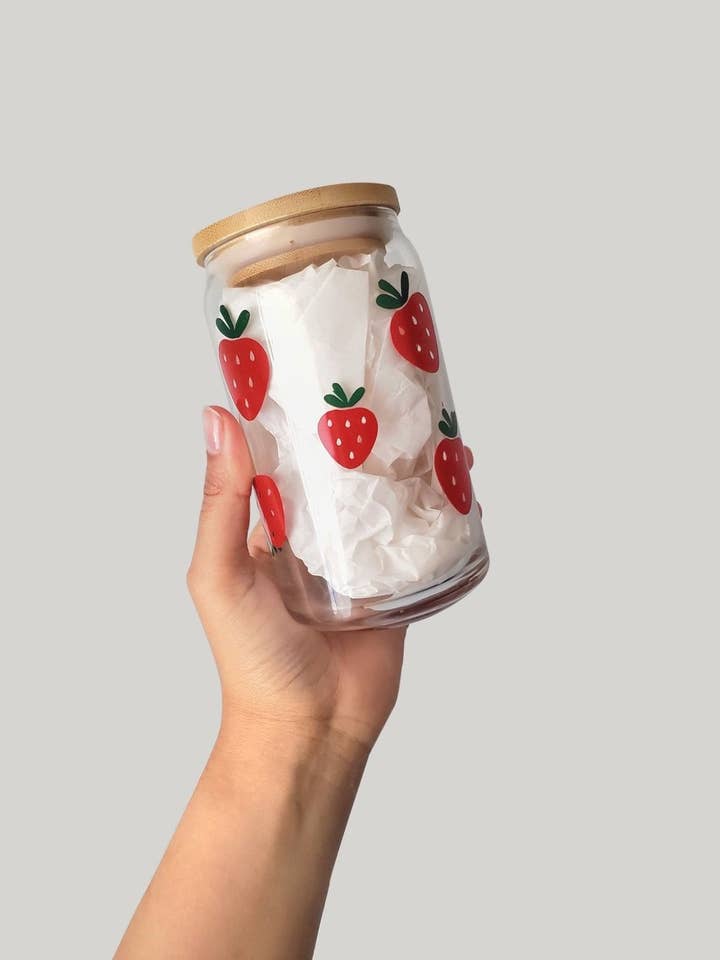 イチゴ農場 Strawberry Farm Glass Cup for wholesale by Studio Haru