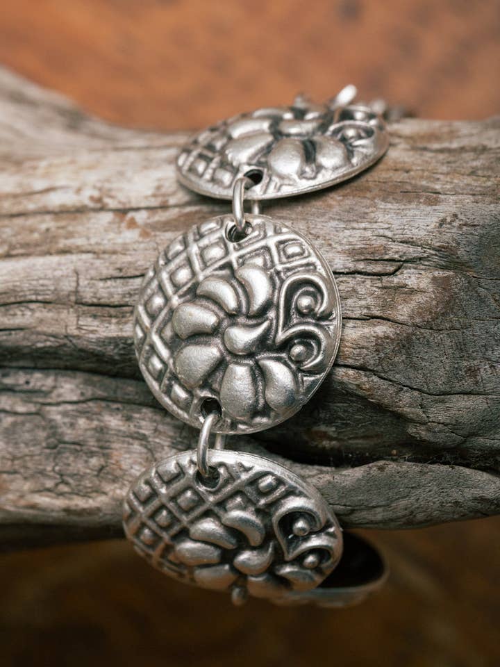 Cruz Bracelet for wholesale by TABOO FASHION