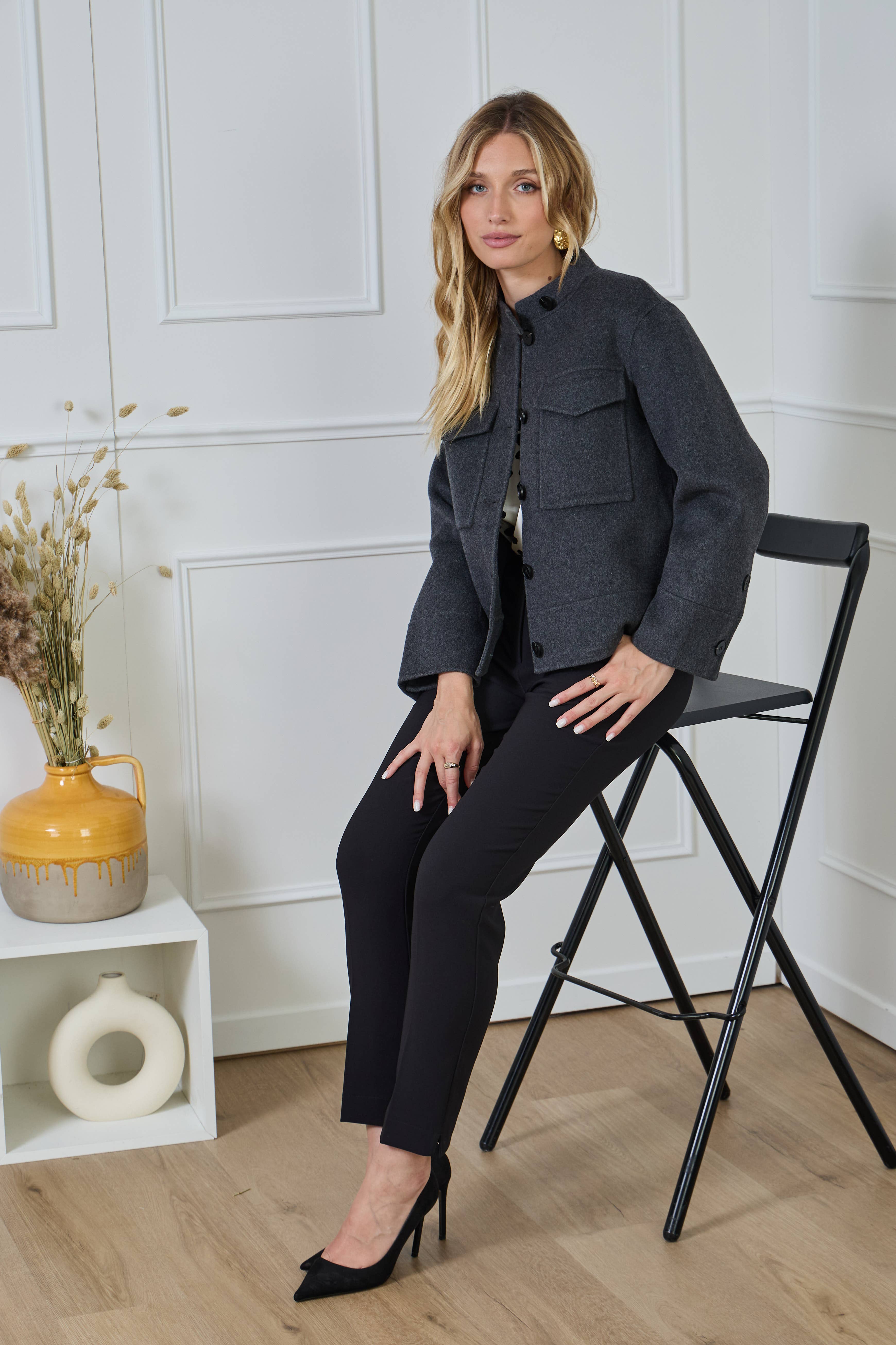 LULUMARY – wholesale Coat – Women’s – Short coat V32716