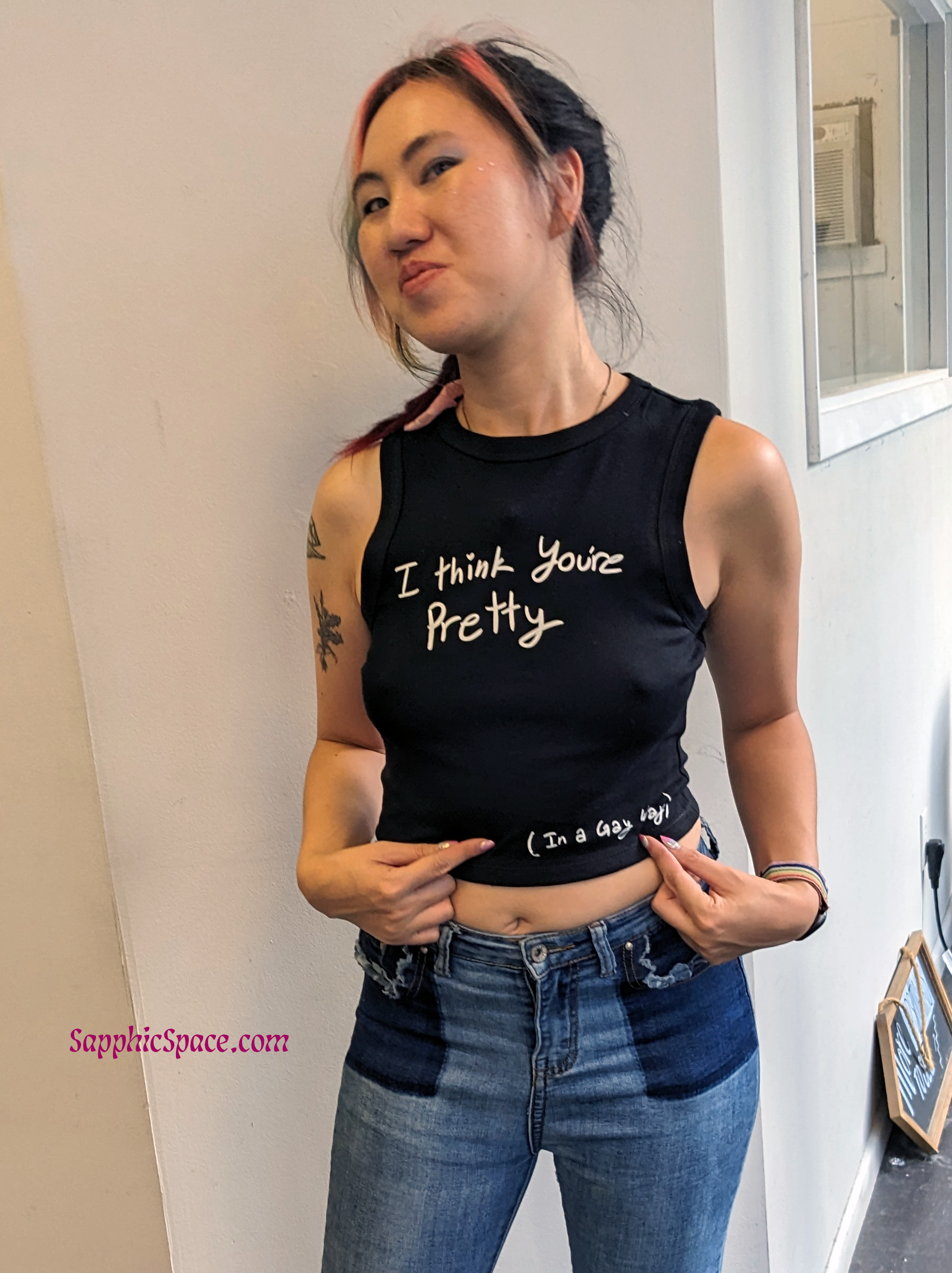 Sapphic Space - Wholesale Tank Top - Women's - I Think You're Pretty Muscle Crop1