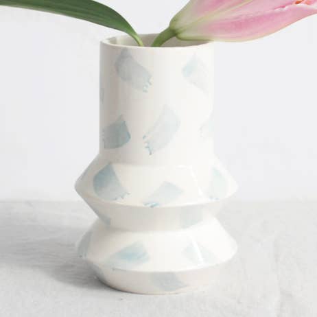 Jarrón Geo - Azul y Blanco para venta al por mayor de TEMPLE CERAMIC